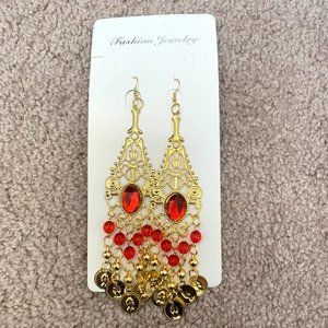 Brand new pair of stunning earrings